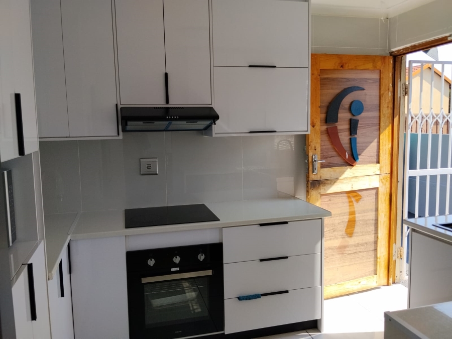 To Let 3 Bedroom Property for Rent in Tlhabane West North West